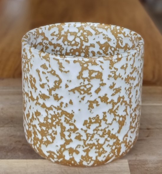 White Ceramic Scented Candle - Mandarin and Sandalwood