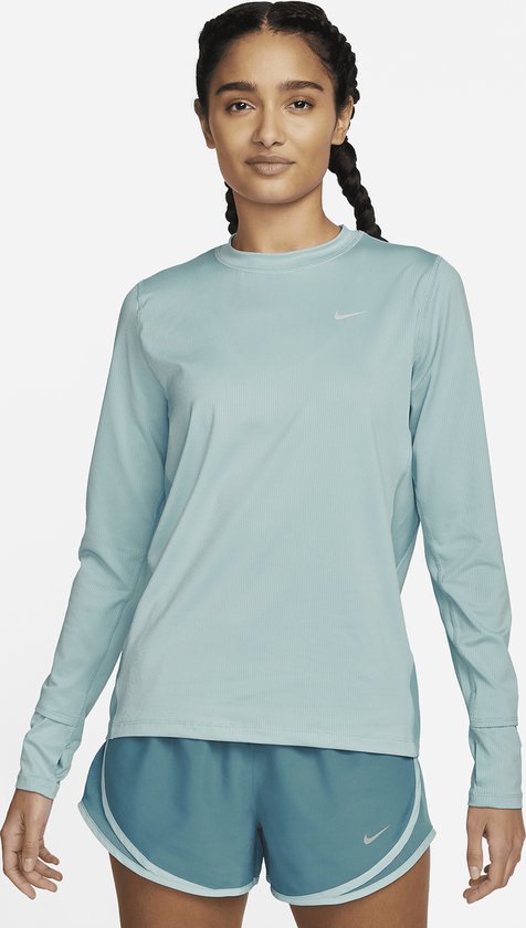 nike running crew top