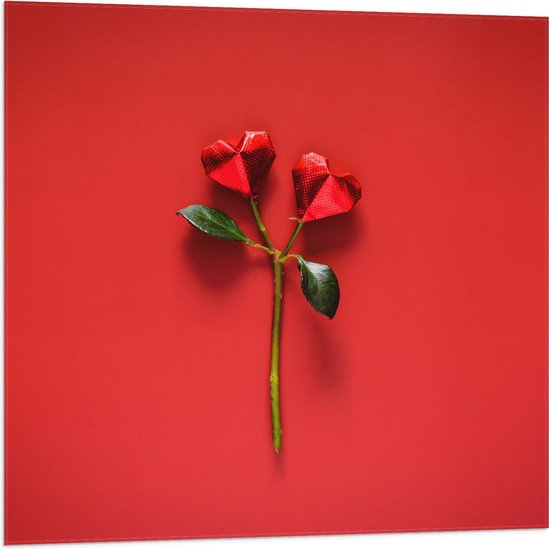 Vlag - Gevouwen Origami Rode Rozen tegen Rode Achtergrond - 80x80 cm Foto op Polyester Vlag