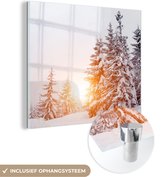 MuchoWow® Glasschilderij 90x90 cm - Schilderij acrylglas - Zon - Bomen - Sneeuw - Foto op glas - Schilderijen