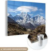 MuchoWow® Glasschilderij 30x20 cm - Schilderij acrylglas - Uitzicht op de Himalaya - Foto op glas - Schilderijen