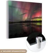 MuchoWow® Glasschilderij 20x20 cm - Schilderij acrylglas - Noorderlicht - IJsland - Kleuren - Foto op glas - Schilderijen