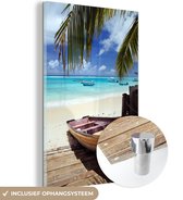 MuchoWow® Glasschilderij 20x30 cm - Schilderij acrylglas - Vissersboot op de Caraiben - Foto op glas - Schilderijen