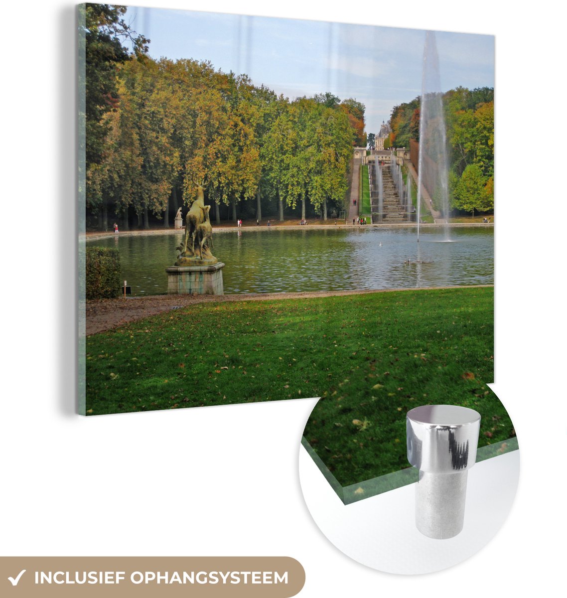 ® Glasschilderij 120x90 cm - Schilderij acrylglas - Park in Versailles met een standbeeld
