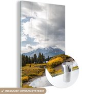 MuchoWow® Glasschilderij 60x90 cm - Schilderij acrylglas - Maligne Lake in Nationaal Park Jasper - Foto op glas - Schilderijen