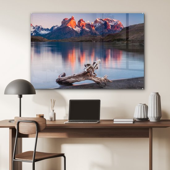 Coucher de soleil dans le parc national Torres del Paine au Chili Plexiglas 90x60 cm - Tirage photo sur Glas (décoration murale en plexiglas)