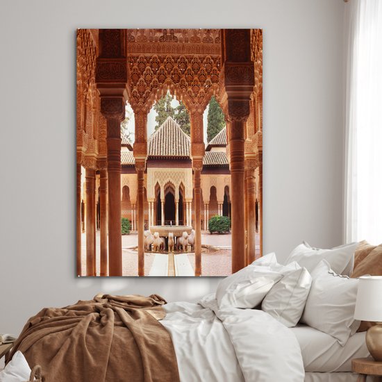 MuchoWow® Glasschilderij 120x160 cm - Schilderij acrylglas - De traditionele binnenplaats in het Alhambra Granada - Foto op glas - Schilderijen - MuchoWow