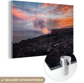 MuchoWow® Glasschilderij 60x40 cm - Schilderij acrylglas - Lava vulkaan bij de oceaan - Foto op glas - Schilderijen