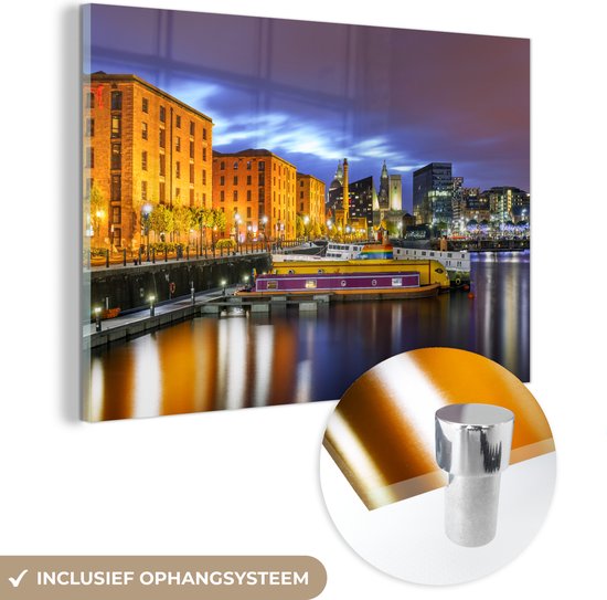 Albert Dock Yellow Submarine Liverpool England Plexiglass 180x120 cm - Tirage photo sur Glas (décoration murale plexiglas) XXL / Groot format!