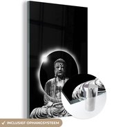 MuchoWow® Glasschilderij 80x120 cm - Schilderij acrylglas - Beeld van een Boeddha met een cirkel - zwart wit - Foto op glas - Schilderijen