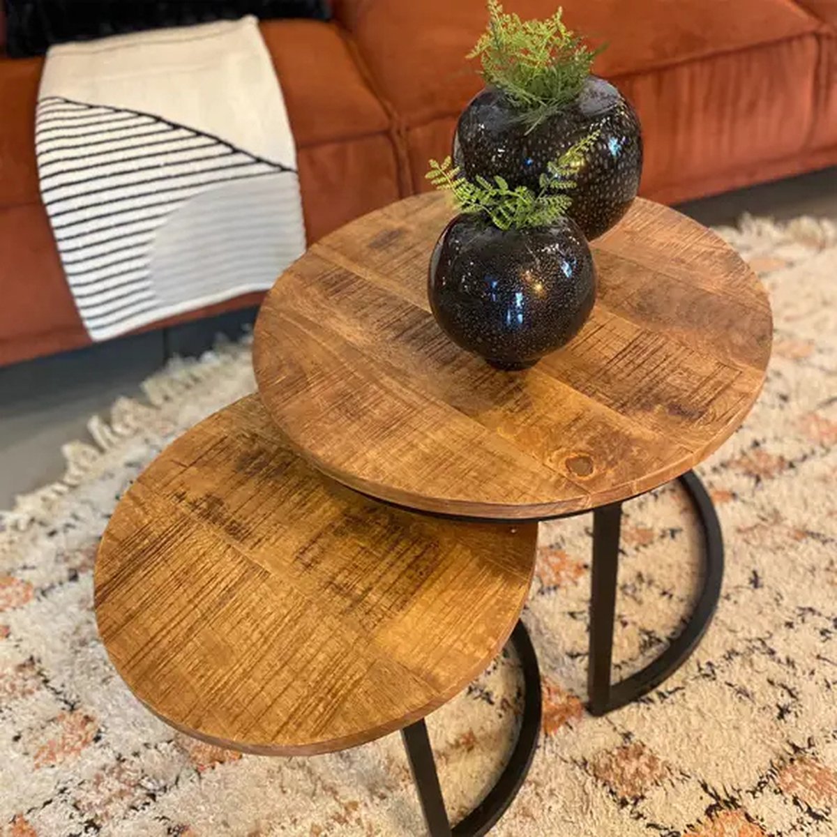 Yaheetech Set van 2 salontafel, bijzettafel, ronde bijzettafel, metalen frame, koffietafel, woonkamertafel, modern design, salontafel, kleine tafel, grijs