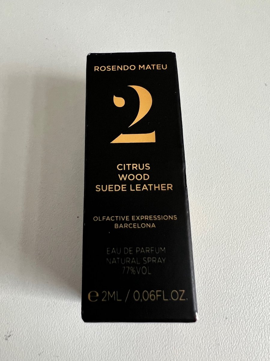 Rosendo Mateu - 2 CITRUS, WOOD, SUEDE LEATHER - 2 ml EDP Original Sample