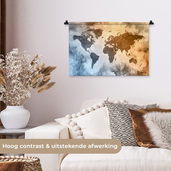 Tapisserie Cartes du mondeIllustrations de Noël - Wereldkaart avec des couleurs de peinture chaudes et froides sur un fond avec motif texturé Tapisserie murale coton 60x40 cm - Tapisserie avec photo