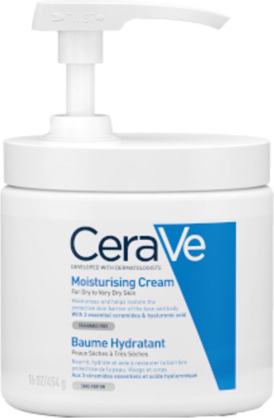 Witte pompfles CeraVe Moisturising Cream met blauwe tekst.