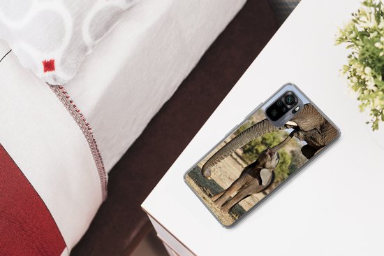 Coque Xiaomi Redmi Note 10 - Bébé éléphant communique avec sa mère - Coque de téléphone en Siliconen