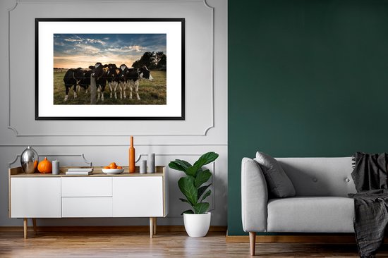 Poster in lijst - Fotolijst 120x80 cm - Posters - Dieren - Koe - Koeien - Posterlijst zwart - Decoratie - Wanddecoratie woonkamer - Muurdecoratie slaapkamer