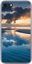 Geschikt voor iPhone SE 2020 hoesje - Zonsondergang bij de Nederlandse kust - Siliconen Telefoonhoesje