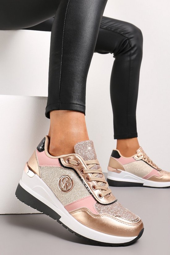 Nieuwe collectie! Beeldige sneakers voor dames - champagne kleur - maat 41