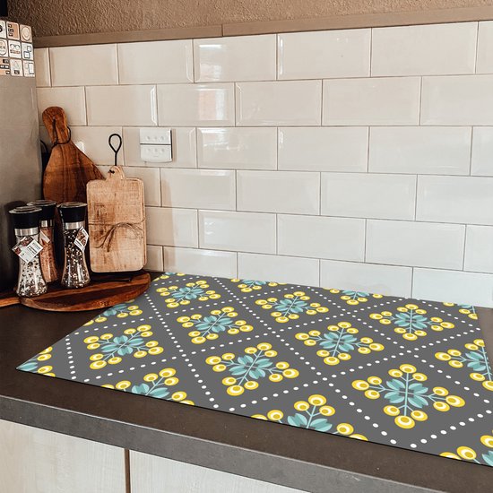 KitchenYeah® Inductie beschermer 81.2x52 cm - Design - Ruit - Bloemen - Grijs - Kookplaataccessoires - Afdekplaat voor kookplaat - Inductiebeschermer - Inductiemat - Inductieplaat mat - Keuken decoratie