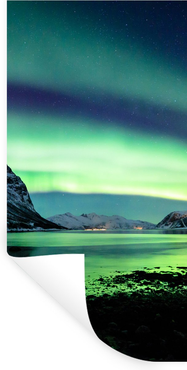 Muurstickers - Sticker Folie - Noorderlicht - Noorwegen - IJs - Geel - Berg - Water- Sneeu