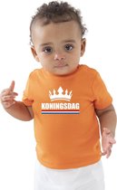 Koningsdag met witte kroon t-shirt oranje baby/peuter voor jongens en meisjes - Koningsdag / Kingsday - kinder shirtjes / feest t-shirts 12-18 mnd