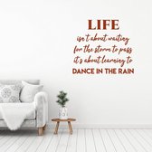 Muursticker Dance In The Rain -  Bruin -  110 x 97 cm  -  alle muurstickers  woonkamer  slaapkamer  engelse teksten - Muursticker4Sale