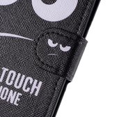 Motorola Moto G8 Play  Bookcase hoesje - Don't Touch My Phone