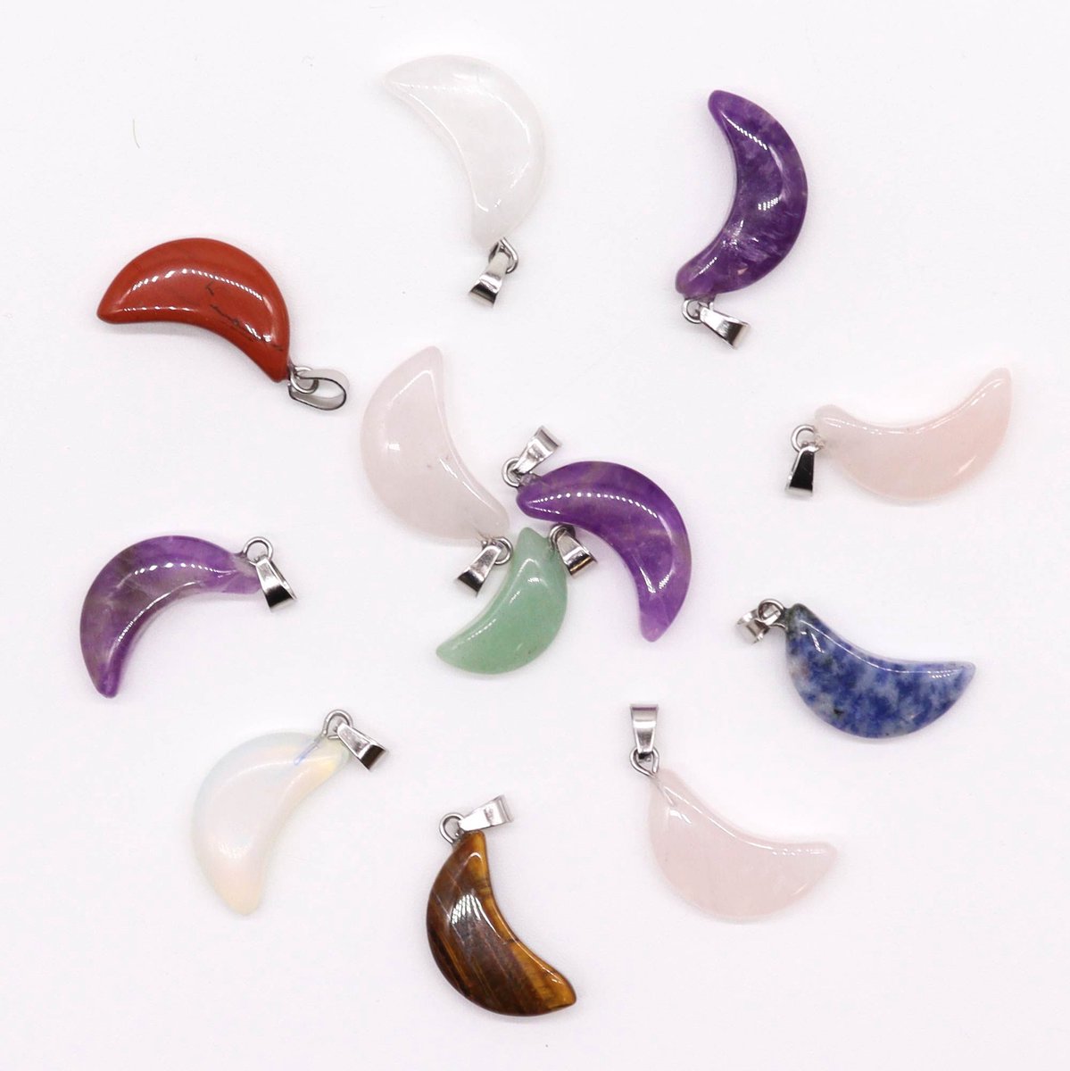 Ancient Wisdom Edelsteen - Hangers met maanvormige gomati chakra stenen 20x13 mm - cadeau - meditatie - decoratie - bescherming - voorspoed - energie multicolor
