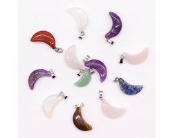 Ancient Wisdom - Edelsteen - Hangers met maanvormige gomati chakra stenen 20x13 mm - cadeau - meditatie - decoratie - bescherming - voorspoed - energie
