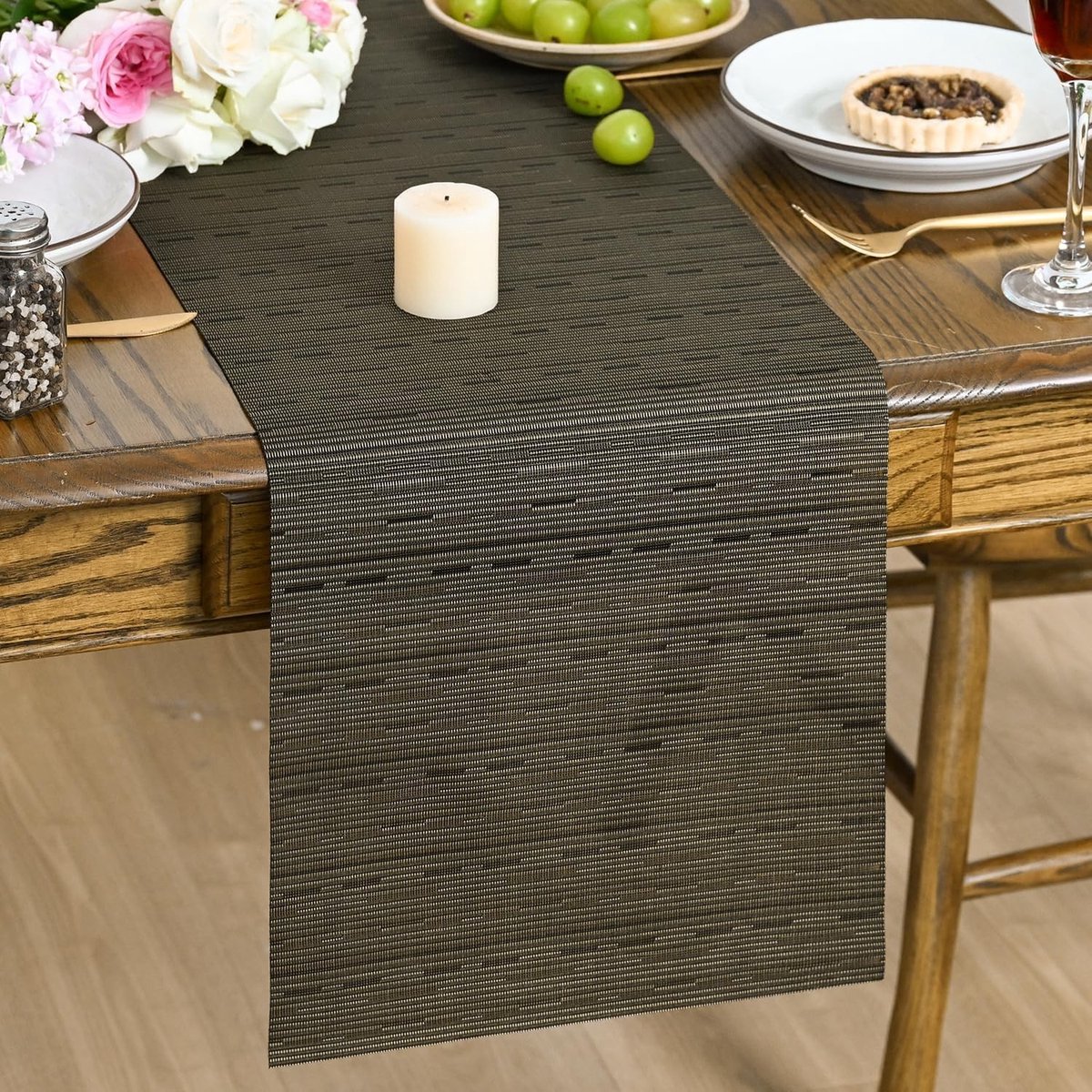 Dailygoods - Donkerbruine Wasbare PVC Tafelloper 30 x 273 cm Vlekbestendig voor Eettafel Decoratie