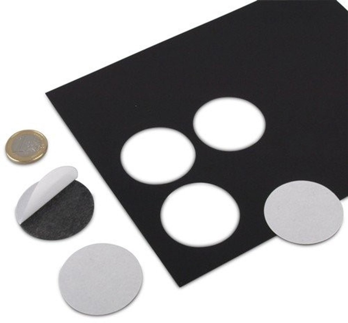Dailygoods- Magneetplaatjes Ronde Zelfklevende - Magneetfolie - Magneten Sterk - Magneten Koelkast - Magneten Whiteboard - Diameter 50 mm, 6 Stuks per Vel