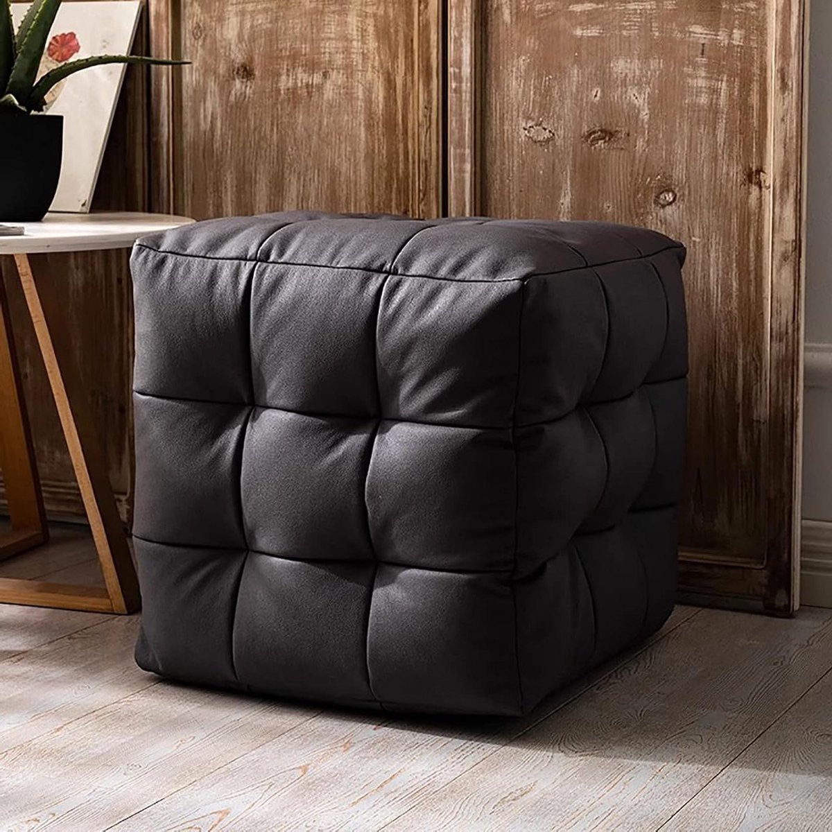 Voetenbankje Kubus - Zitpoef - Extra zitplaats - Gewatteerd PU-leer - 45x45x45 cm - Zwart