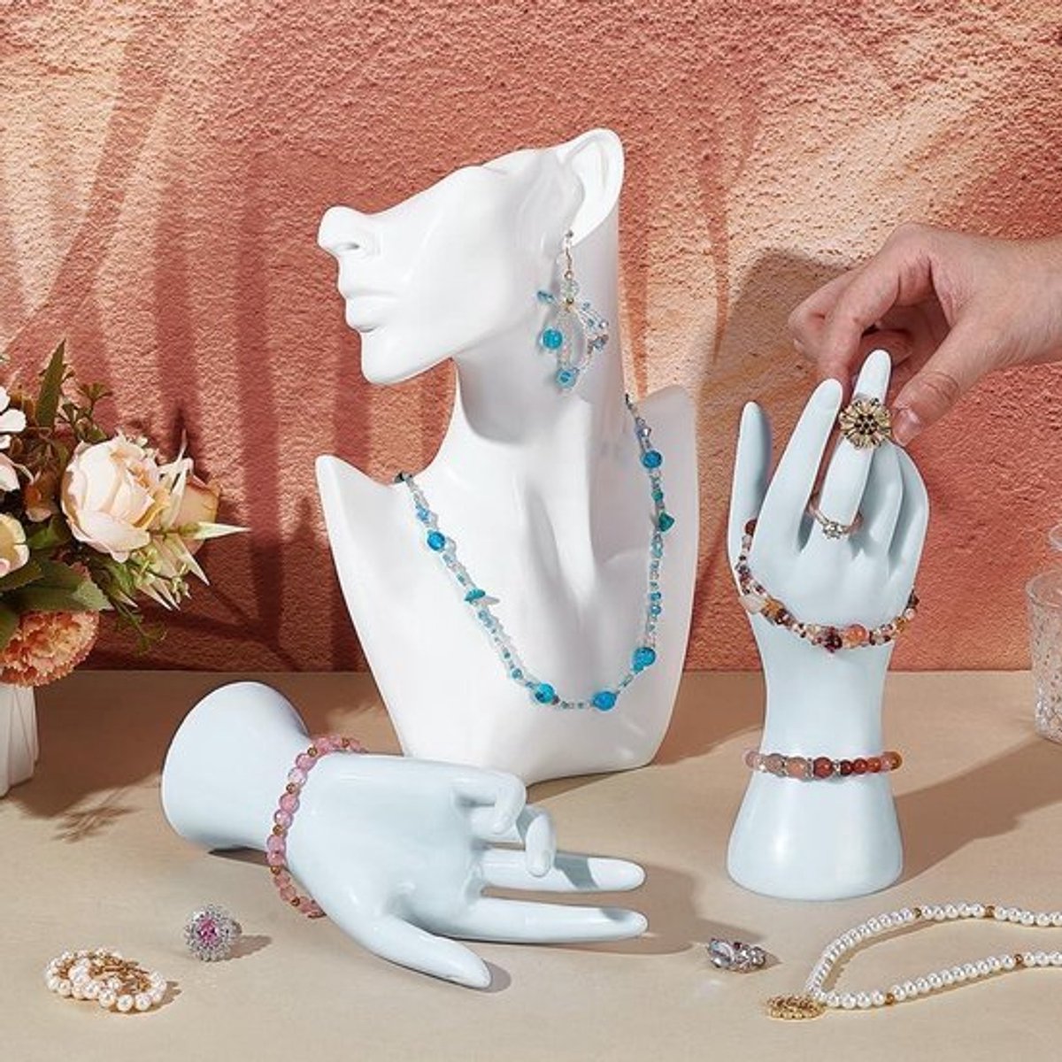 Sieraden mannequin weergave-set - bustevormig - witte hars - mannequinhand - armband, ketting, ring - geschikt voor sieraden - 3 stuks