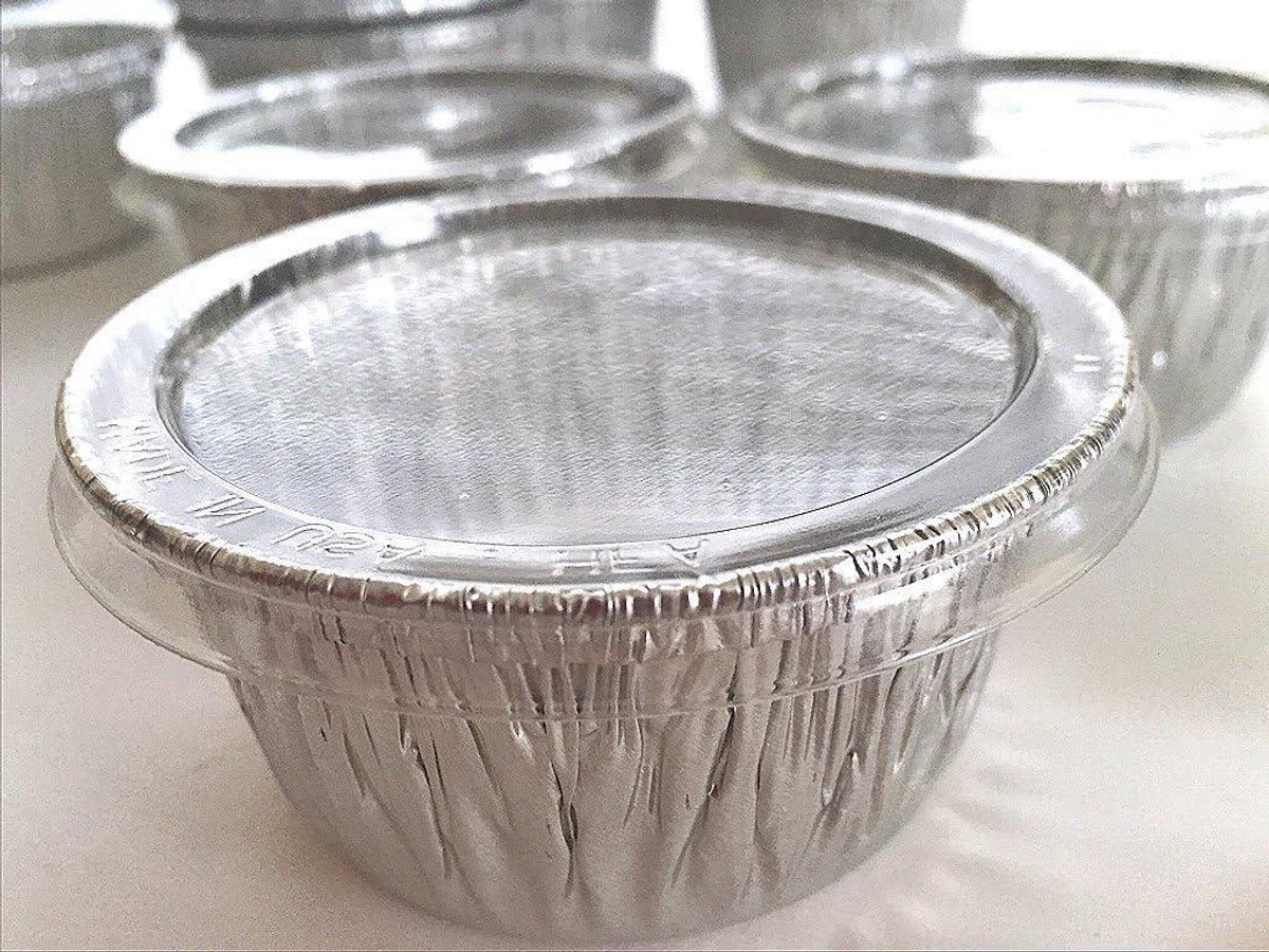 Aluminium Folie Cupcake Vormpjes - Wegwerp Bakjes - Bakken en Maken - Vetbestendig Aluminium - 100 stuks - Zilver