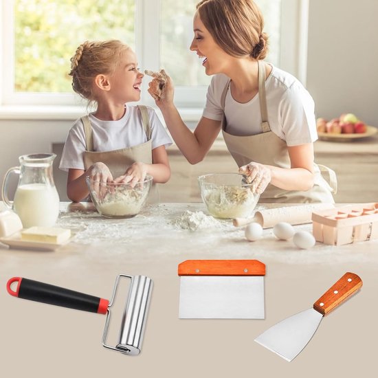Set van 3 deegkaarten, deegschraper, deegroller klein met handvat - Deegspatel, keukenspatel, pizzapatel, deegroller, roestvrij staal, voor brood, pizzadeeg, gebak, pasta, desserts — afbeelding 2