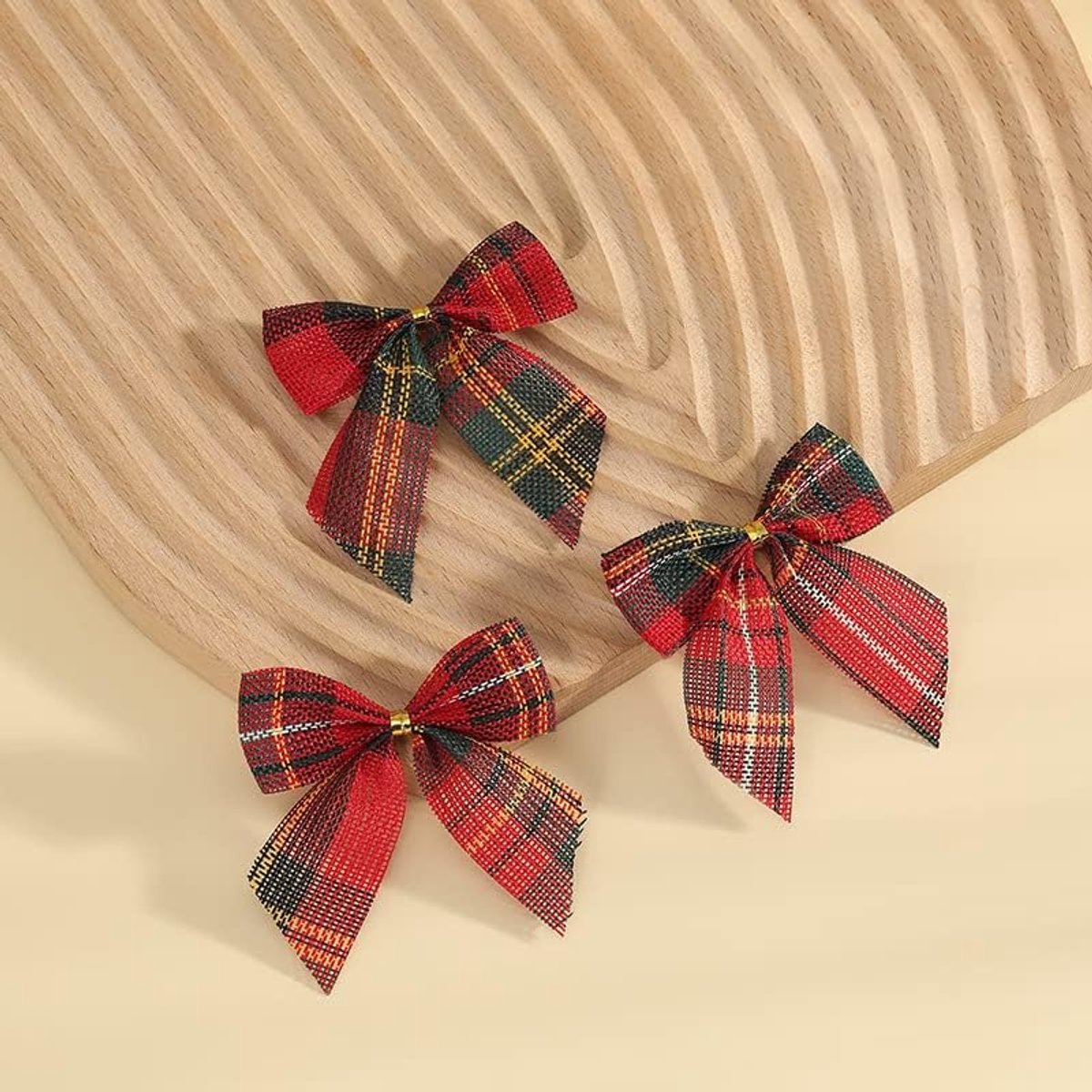 Strikken, kleine kerstboomstrikken, decoratieve kerstboomversiering, strikken voor kerstboom, kerstkrans, geschenkdecoratie, rood