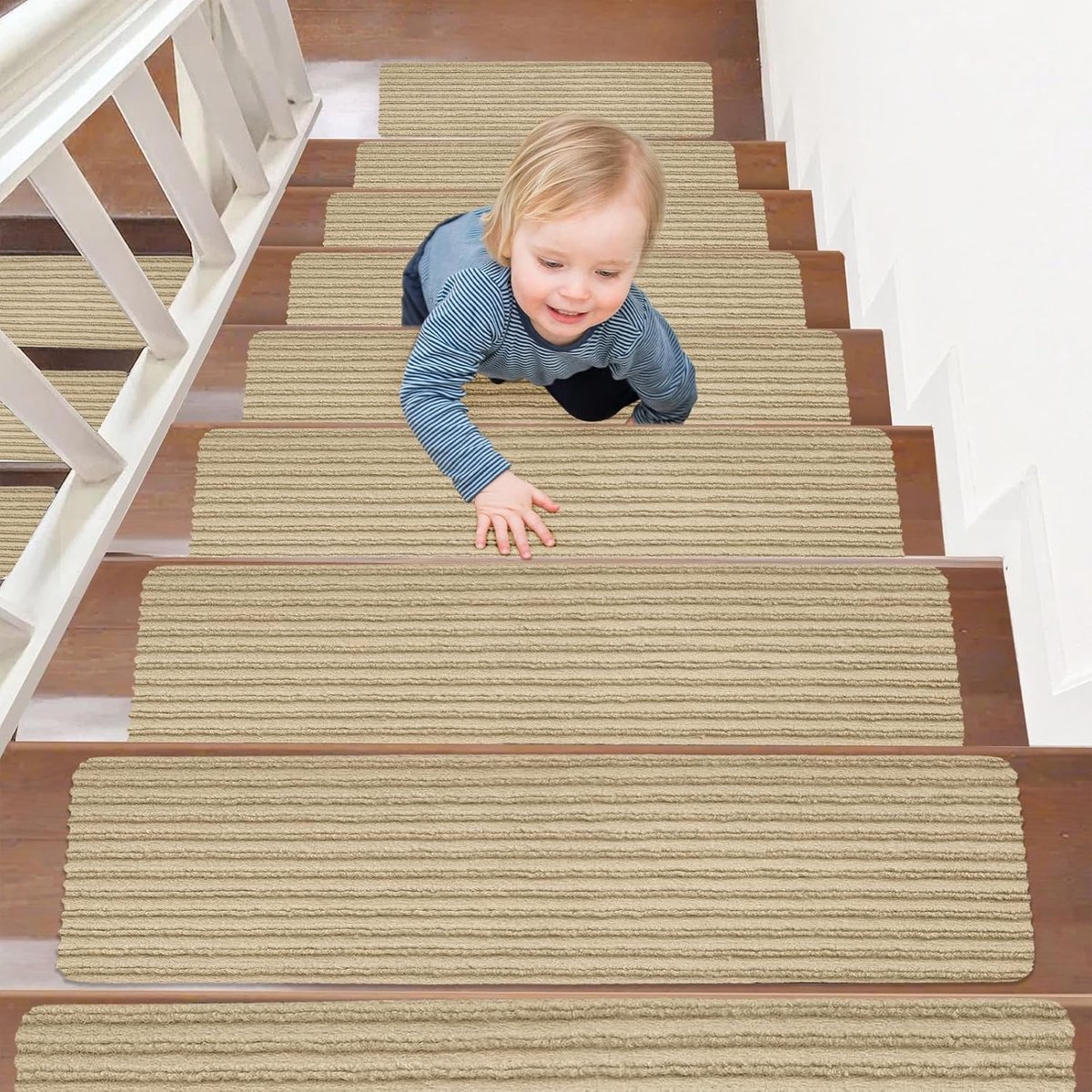 Trapmatten, zelfklevende antislip trapmatten voor binnen, herbruikbaar, op maat te snijden voor houten treden, ideaal voor kinderen, senioren, huisdieren, beige, 55 x 22 cm, 15 stuks