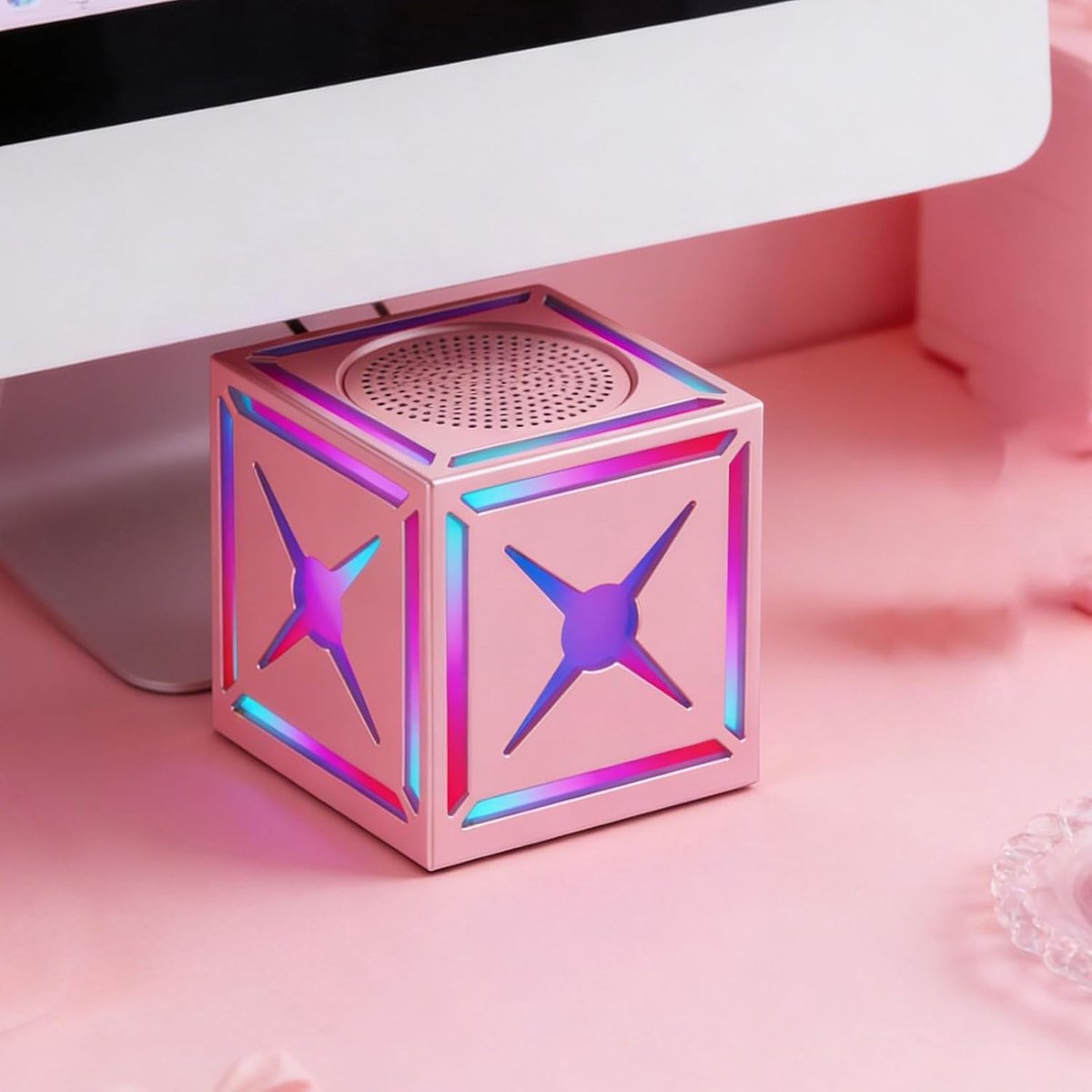 Mini Bluetooth-luidspreker, compacte 5W-luidspreker, heldere HiFi-geluidskwaliteit, RGB-verlichting, klein en draagbaar, geschikt voor wandelen, fietsen, reizen, cadeau (roze).
