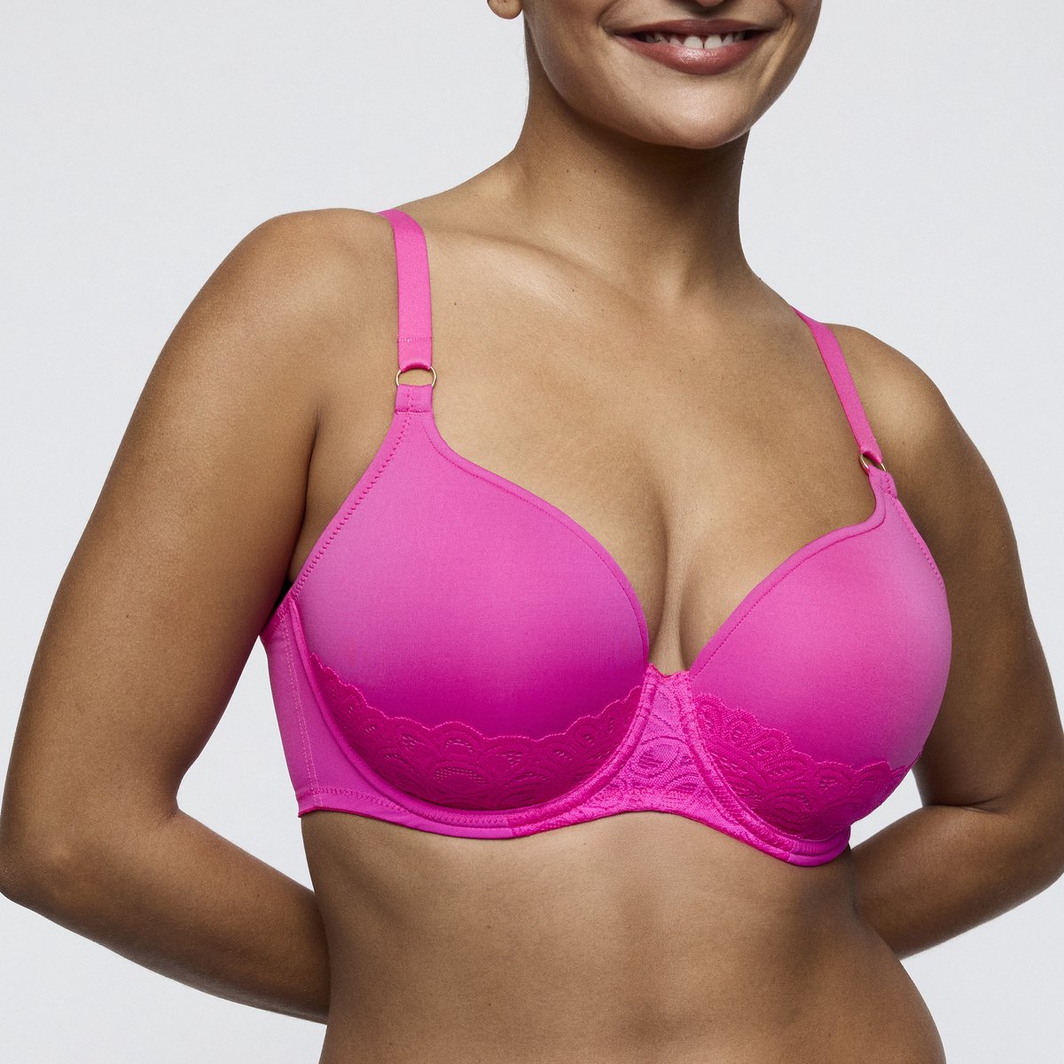 PrimaDonna Twist Dear Night Voorgevormde Beugel Bh 0242630 Influencer Pink - maat EU 70D / FR 85D
