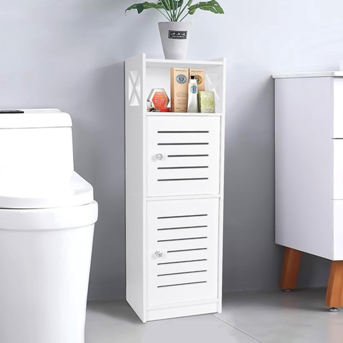 Plank en vrijstaande toiletpapierhouder Inovra Plus