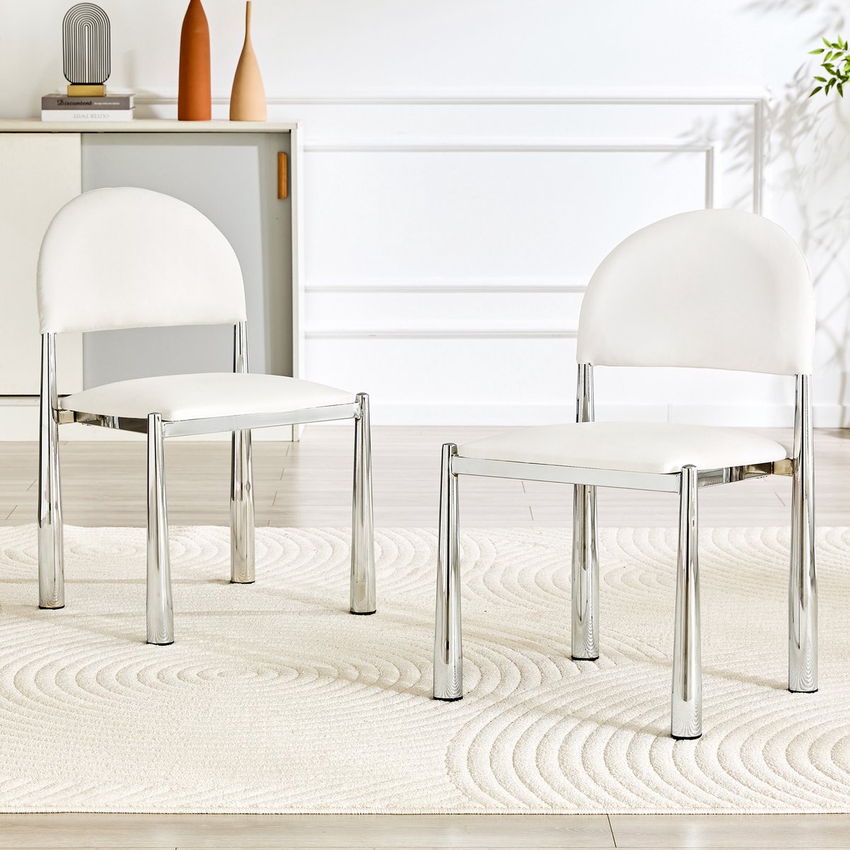 Pugsdrly Set van 2 moderne eetkamerstoelen, gestoffeerde stoel met halfronde rugleuning, keukenstoel van PU-leer en metalen poten, alleen stoelen inbegrepen, geen tafel, 80 cm hoog, elegant en robuust