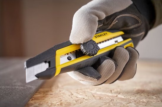 STANLEY STHT10500-0 Cutter 18 mm met vastzetwiel 1 stuk(s) van Merkloos	 — afbeelding 4