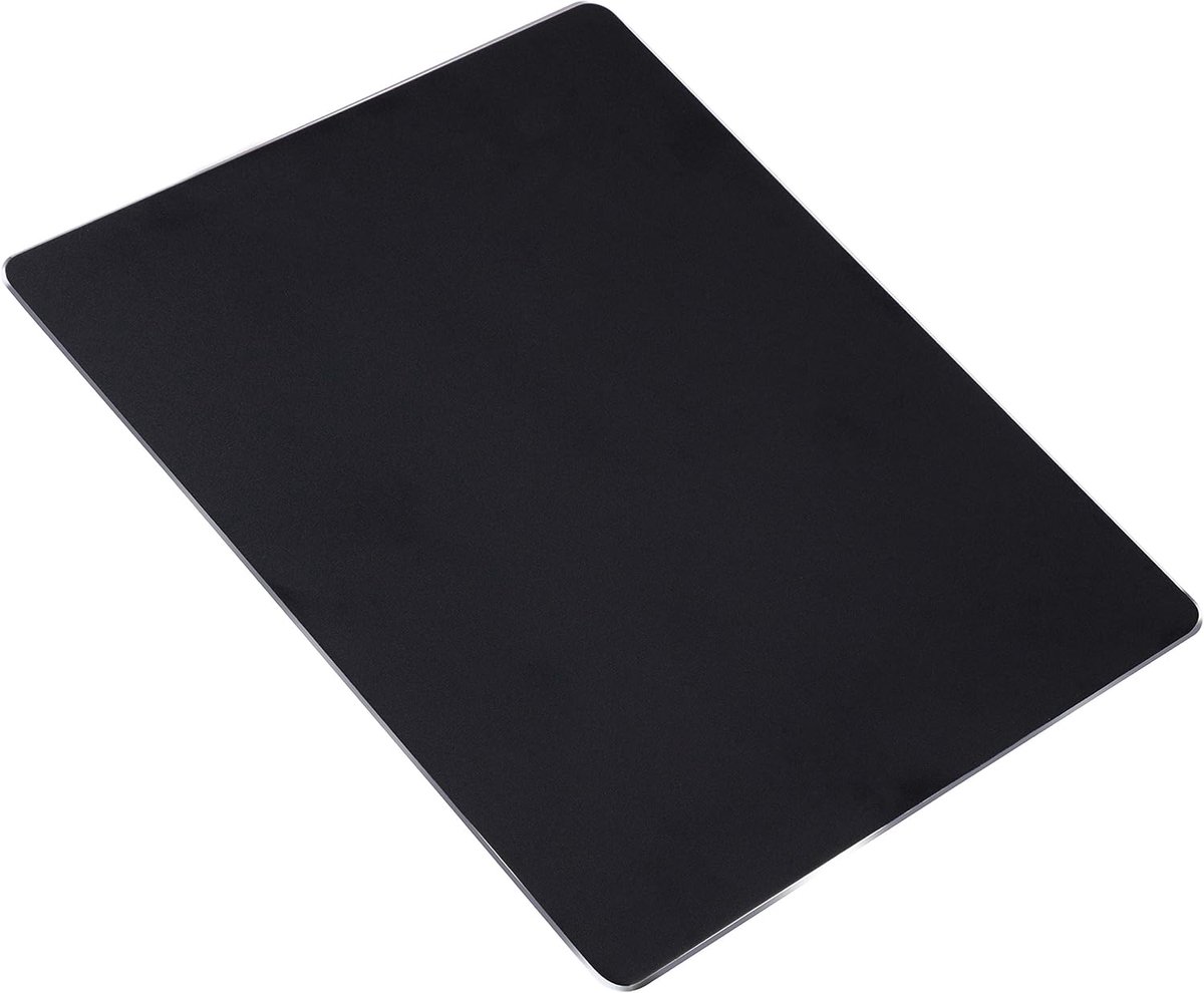 Thijox - Aluminium en Metaal Muismat - Dun en Hard - Waterdicht en Dubbelzijdig - Voor Laptop en PC - Zwart - 220 x 180 x 2 mm - Professionele Gaming