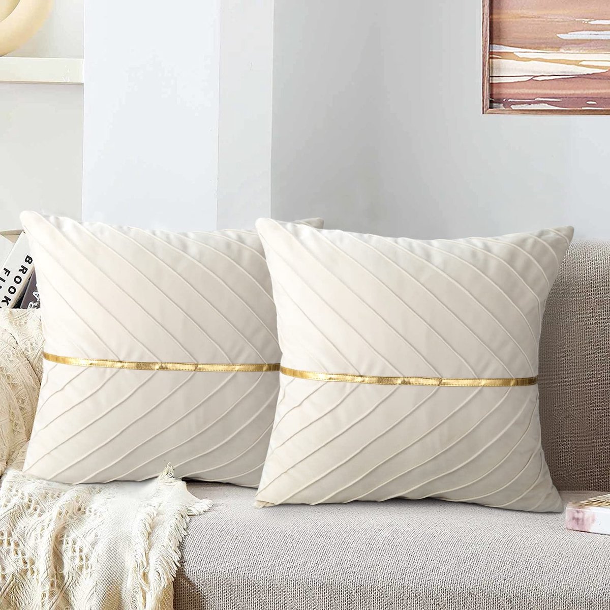Omgoods - Set van 2 Fluweel Kussenhoezen 40x40 cm - Beige Goud Gestreept