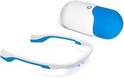 Wit en blauw lichttherapiebril met pillenvormige opbergcase.