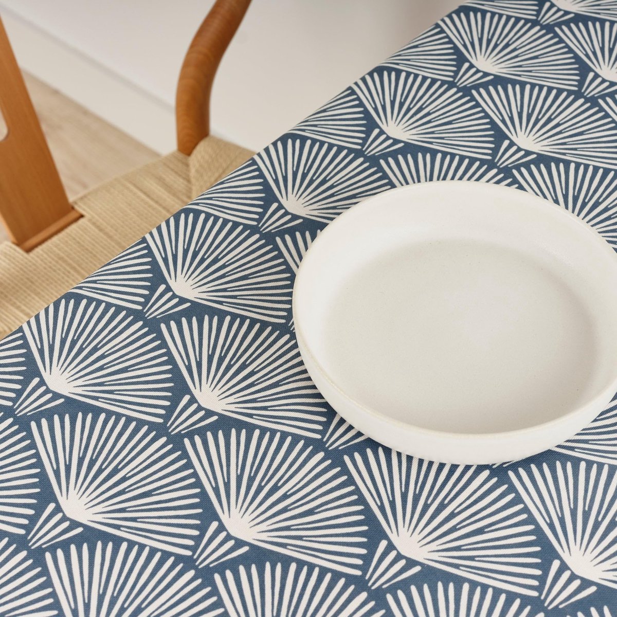 Omgoods - Rectangular Tafelkleed 300 x 140 cm Waterafstotend Katoen