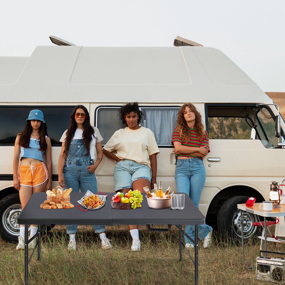 HAUSS SPOLE Tafel - Opvouwbare Zwaar Belastbare Tafel Met Verstelbare Hoogte En Handgreep - Voor Camping Picknick En Feest - Kunststof Metaal - 125x61x74 Cm - Zwart