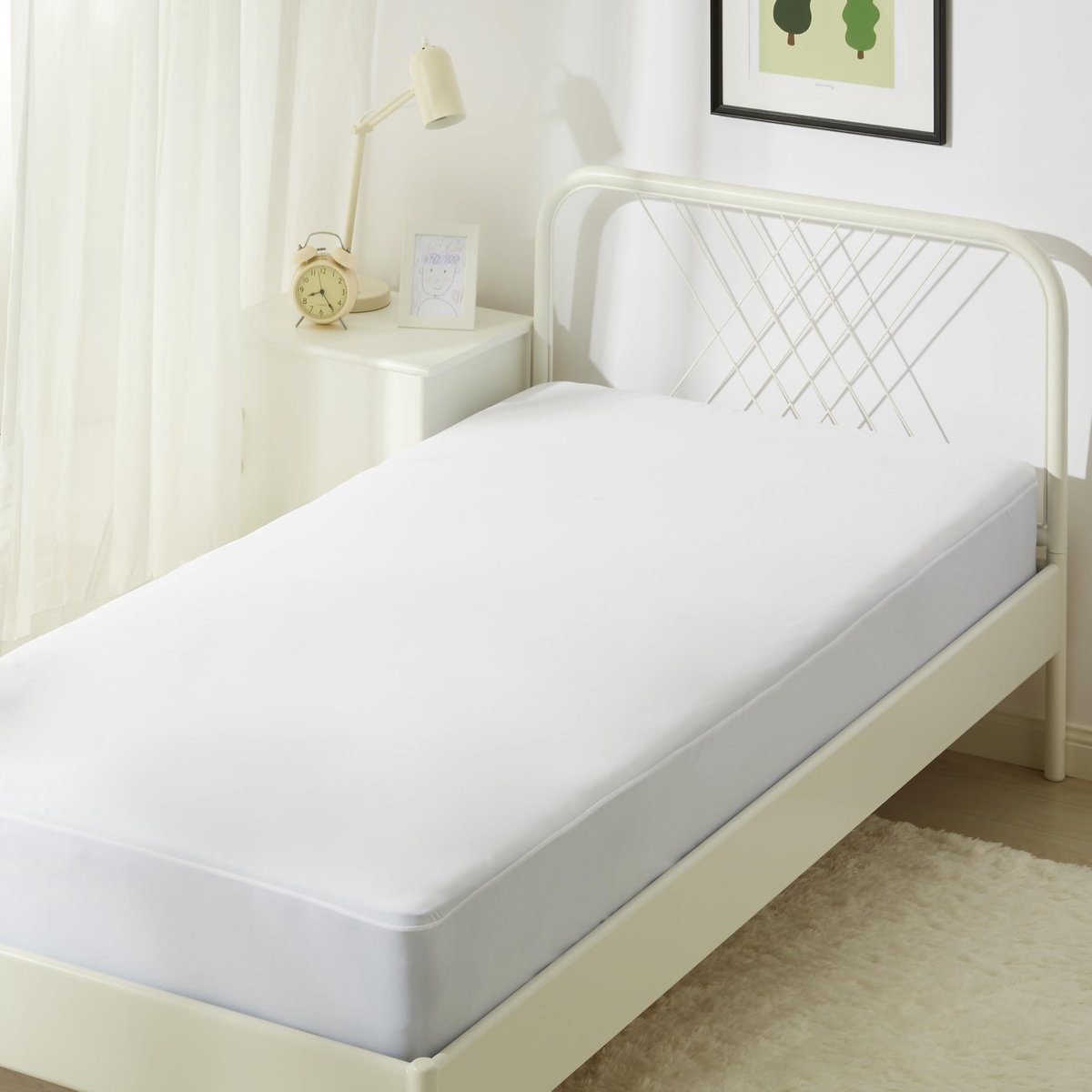 Famanu – Waterdichte matrasbeschermer in wit, 90 x 200 cm, ideaal voor het beschermen van je matras tegen vlekken en slijtage