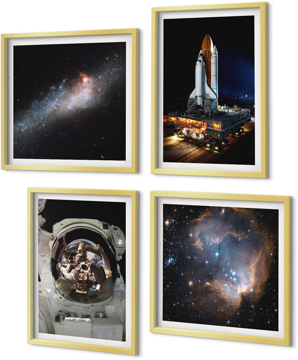 Coloray 4-Delige Schilderij Set - Foto's van astronauten die op de maan landen - 40 x 40 cm en 40 x 60 cm - Muurdecoratie - Schilderijen Set - Woonkamer