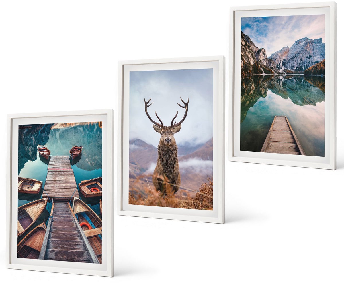 Coloray 3-Delige Schilderij Set - Meer Met Boten, Herten En Berglandschap - 40 x 60 - Schilderijen Set - Wanddecoratie - Woonkamer